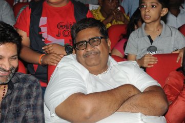 Attarintiki Daredi Thank You Meeting